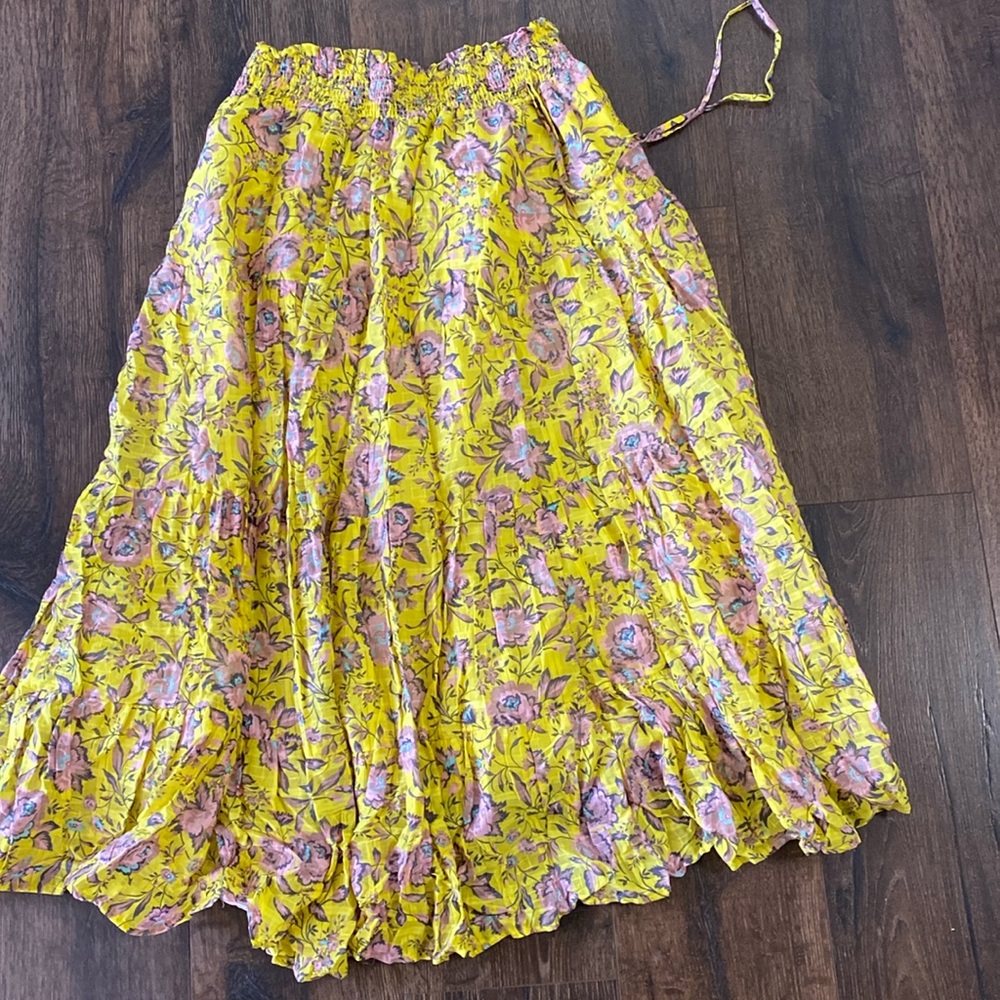 Anthropology skirt M pockets and liner Never worn